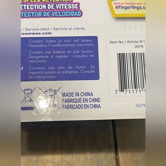 NEW WowWee Fingerlings TUX The Penguin Interactive Magic Motion Sensor Toy - Picture 5 of 7